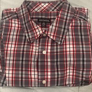 George Gray and Red Plaid Button Down Short Sleeve Shirt Size XL 46-48